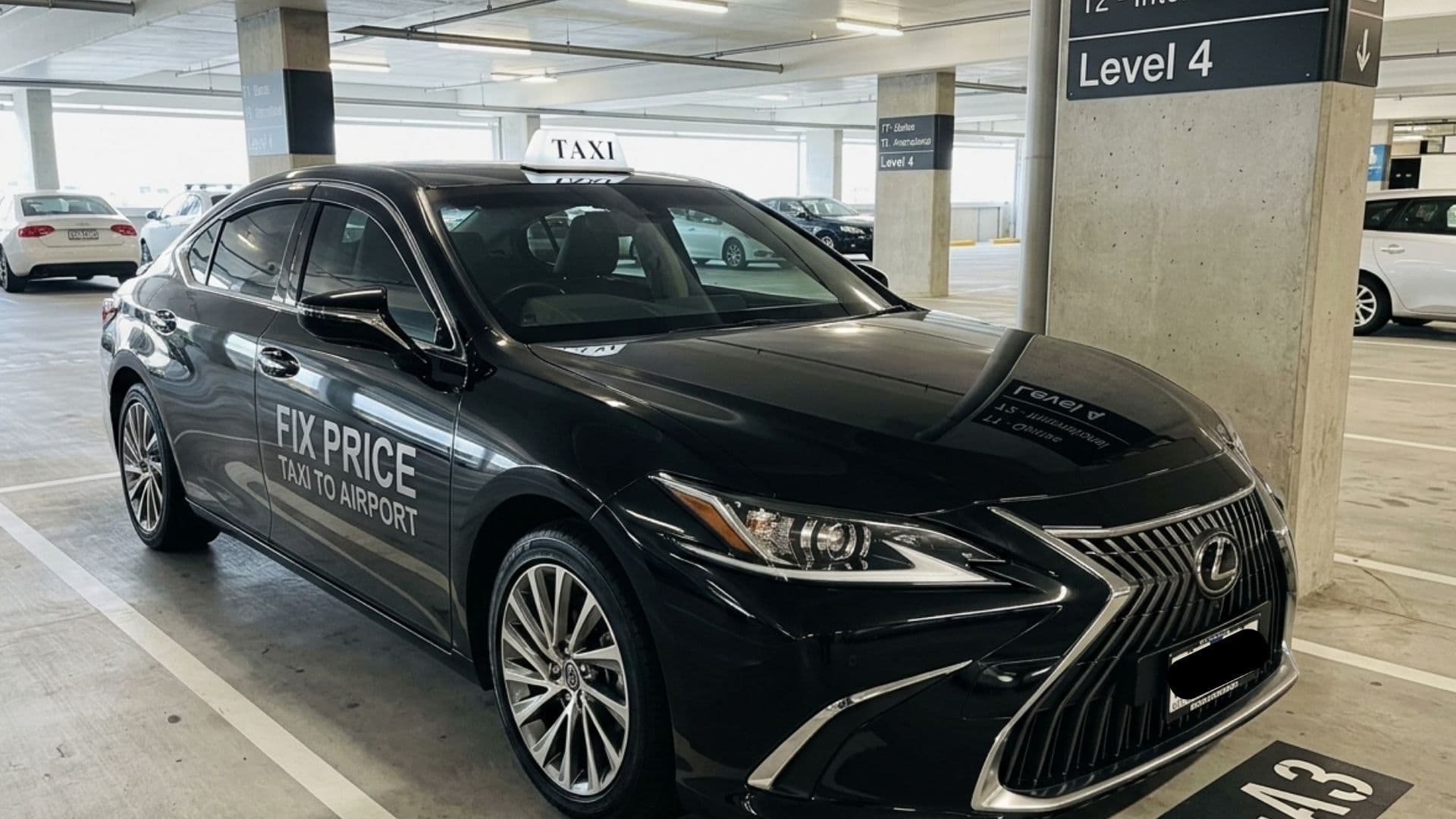 Fleet of vehicles for Avalon Airport to Richmond North taxi transfers