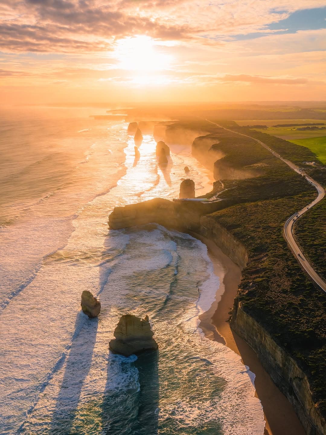 Great Ocean Road & Twelve Apostles